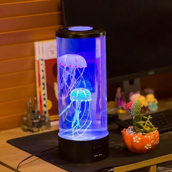 Sea of Dreams™ LED Jellyfish Aquarium Lamp – Color-Changing USB Night Light for Home & Office Relaxation