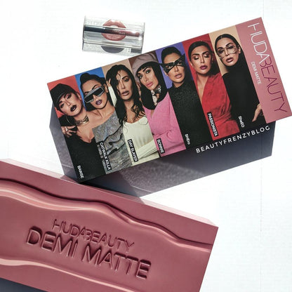 HD DEMI MATTE 12 COLORS VAULT LIPSTICK KIT